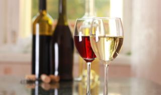 Над 300 000 литра вино изчезнаха от данъчен склад в Хасковско