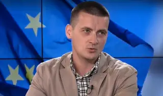 Доц. Боян Хаджиев: Украйна е много далеч от обръщане на войната