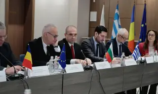 Караджов: Заедно с Гърция и Румъния ще търсим общо финансиране за жп линията Солун-София-Букурещ