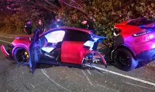 Porsche Cayenne Coupe splits in half in crash 