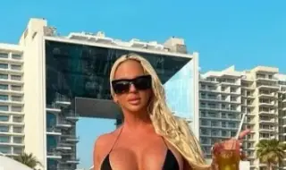Сръбската фолк дива Йелена Карлеуша си хвана 16 години по-млад от нея баскетболист
