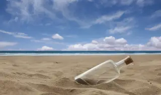 Зловещи бутилки, с необичайно съдържание, изплуваха по крайбрежието на Мексиканския залив