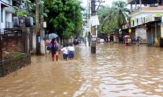 445 души са загинали при наводненията в Индия