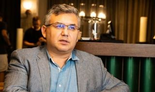 Москва обяви бивш речописец на Путин за издирване