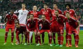 Байерн приключи сезона с победа