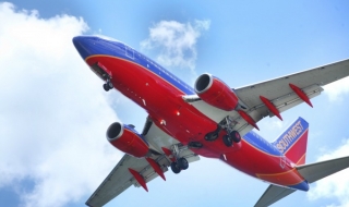 Стряскаща бележка в самолет евакуира летище