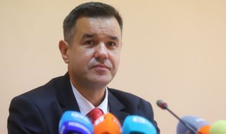 Никола Стоянов: Не сме изнасяли директно оръжие за Украйна