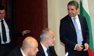 Плевнелиев: Малките и средни фирми да са приоритет