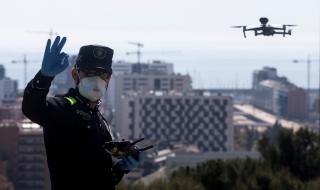 Полицията в Киев издирва нарушителите с дронове