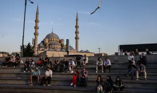 Турция реализира износ за 262 милиарда долара. Най-много изнася за Германия и САЩ, ето на кое място е България