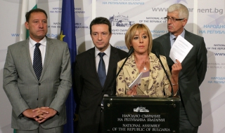 БСП към ГЕРБ: Не се дръжте като мушмороци