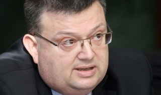Цацаров: Не знам защо една партия се идентифицира със случай в Костинброд