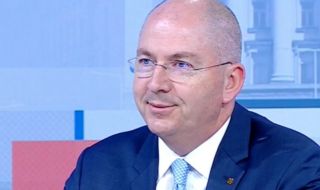 Румен Йончев: Позорно е НС да бъде откривано с дебат "за" или "против" Митрофанова 