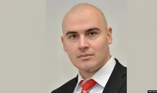 Прекратиха делото срещу Петър Илиев за плагиатство от научен труд на Наталия Киселова