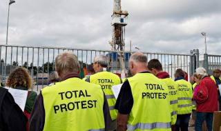 Великобритания спира фракинга за шистов газ