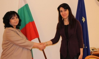 Засилване с Азербайджан сътрудничеството в енергетиката