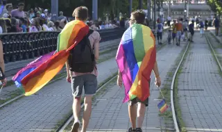 Еврокомисарят Хаджа Лахбиб ще присъства на гей парада в Будапеща въпреки забраната