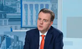 Петър Ганев: Въвеждането на еврото вървеше добре, докато депутатите не се върнаха на работа