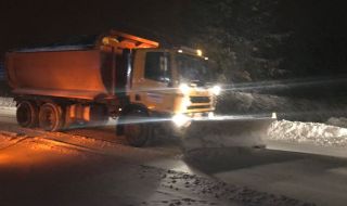 Обилен снеговалеж на "Петрохан"