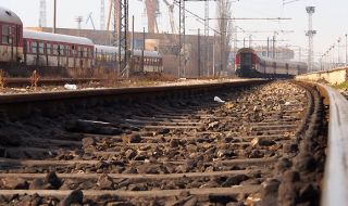 Дерайлираха пет вагона от товарен влак край Бобошево