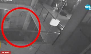 Как задигнаха стока за хиляди от столичен търговски център (ВИДЕО)