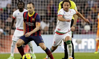 Иниеста в Барса до 2018 година