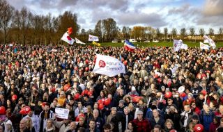 Голям протест в Амстердам