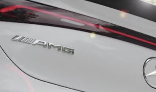 Mercedes представя електрическо AMG тази вечер (ВИДЕО)