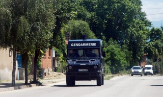 Напрежение в Гърмен заради събарянето на ромските къщи