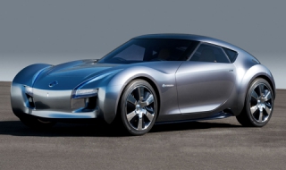 Nissan предизвиква Toyota GT86 наесен