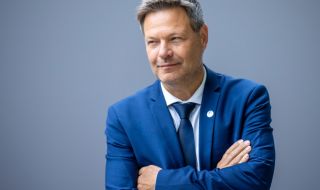 Роберт Хабек: Да пестим енергия, за да не успее Путин да ни раздели