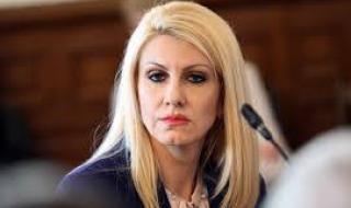 Ахладова: Президентска република може да доведе до авторитарно управление