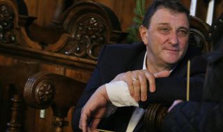 Петър Мутафчиев: Ако БСП се прегърне с ГЕРБ, това ще закара партията на дъното