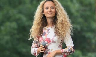 Бившият на Деси Добрева ще я съди