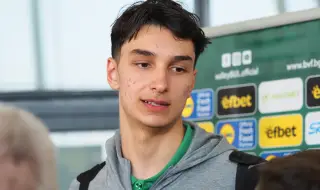 Локомотив Новосибирск и Симеон Николов продължават победния си марш в руската Суперлига