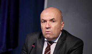 Външният министър: На този етап няма пряка опасност от разделяне на ЕС