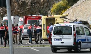 Турският минибус се разбил заради отказ на спирачките