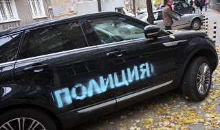 Полицията "осъмна" с 20-тина нови коли