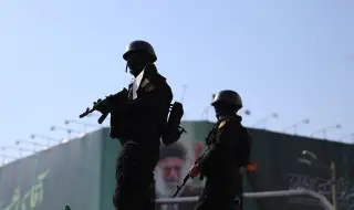 Иран арестува десетки граждани по подозрение в сътрудничество със САЩ и Израел