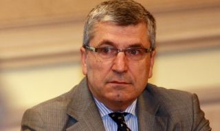 Илиян Василев: Страшният унес на служебния кабинет и на партиите на протеста