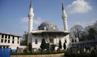 Джамиите в Германия станаха ваксинационни пунктове