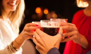 Притеснително малко европейки осъзнават връзката между алкохола и рака на гърдата