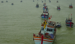 Над 70 китайски рибари в неизвестност заради тайфун