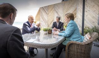 Лидерите на Г-7 приеха програма за възстановяване от кризата