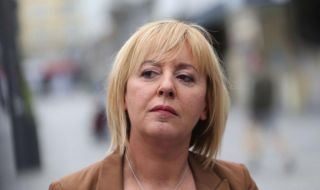 Манолова: Хората очакваха решение на проблемите си, но партиите в НС ще им създадат нови