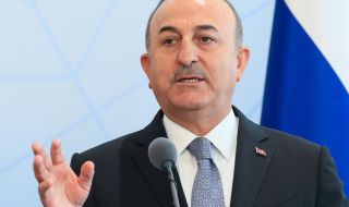 Чавушоглу ще направи официални посещения в няколко балкански страни