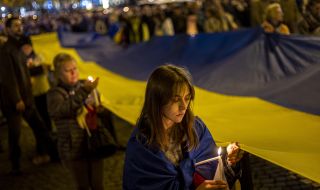 Десетки хиляди чехи излязоха в подкрепа на Украйна