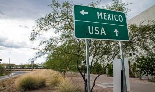 Правителството на Джо Байдън иска 1500 военни по американско-мексиканската граница