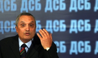 Костов: ГЕРБ е опрян на вота на шепа ренегати в НС