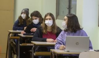 Трета вълна! Португалия затваря всички училища за най-малко 15 дни 